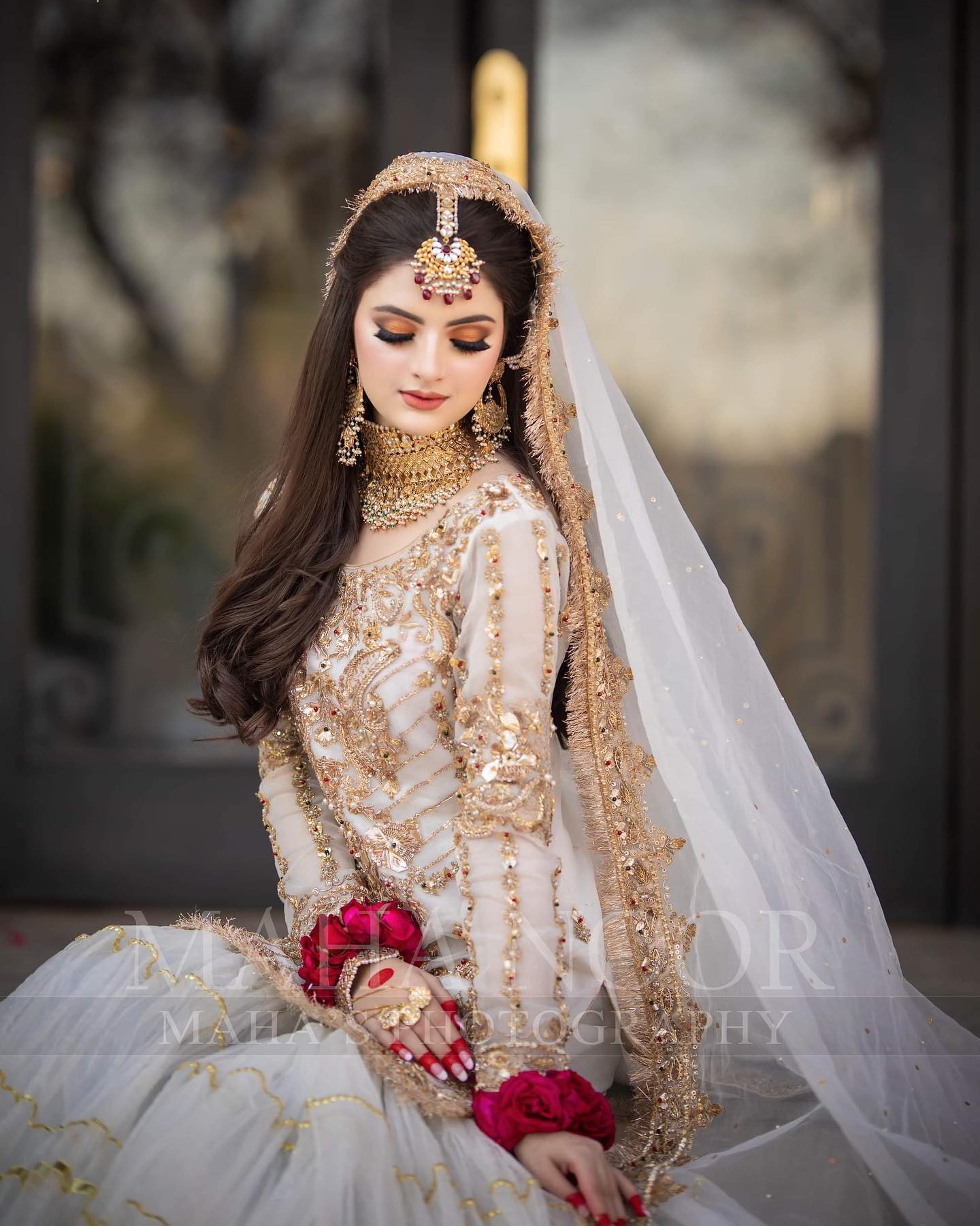 Bridal Lehenga Photoshoot Ideas | Bridal Photoshoot | Lehenga Photoshoot |  Trending Bridal Poses | Bride photoshoot, Bridal poses, Bride photography  poses