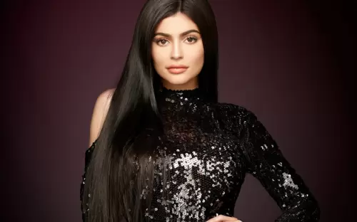 Hollywood feed: Kylie Jenner goes monochrome on the most recent day of the Keeping Up with the Kardashians shoot