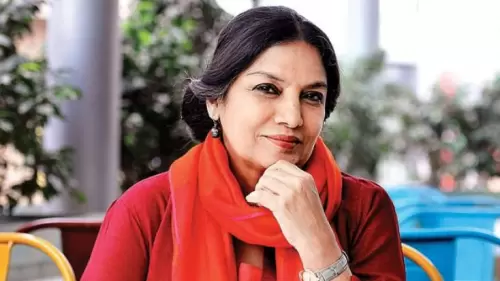 Shabana Azmi joins hands with Vanessa Redgrave to petition President Putin about Alexey Navalny