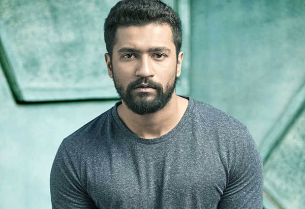 vicky kaushal gave rs 1 crore to the PM Cares Fund