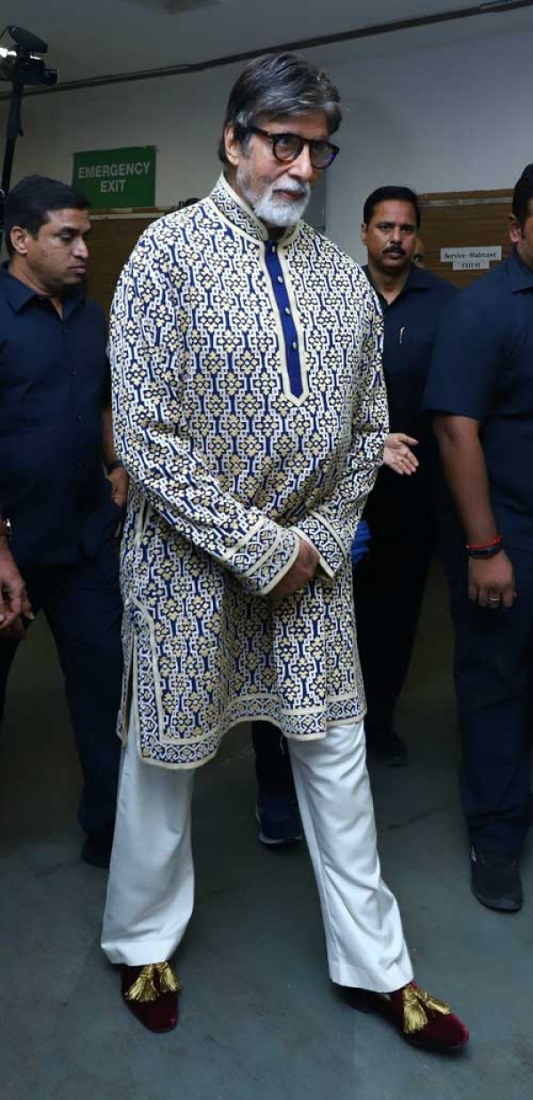 11 Best Kurta Pajama for men Styles From Indian Celebrities