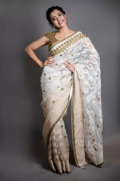 Rashmika Mandanna ups the style quotient in a silk saree at Pushpa's success bash